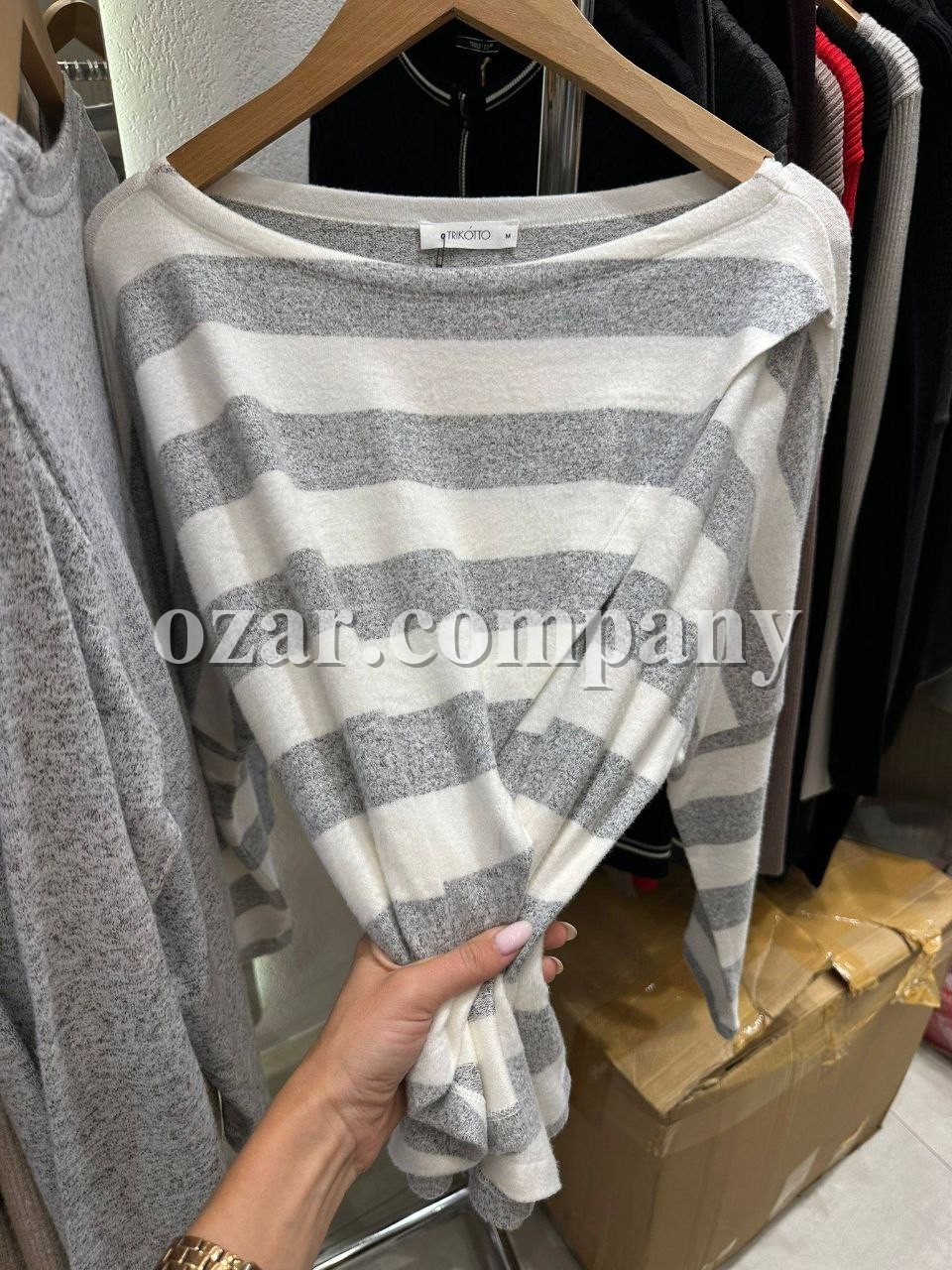 Женский Лонгслив Trikotto