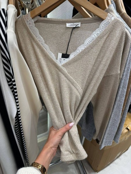 Женский Лонгслив Trikotto