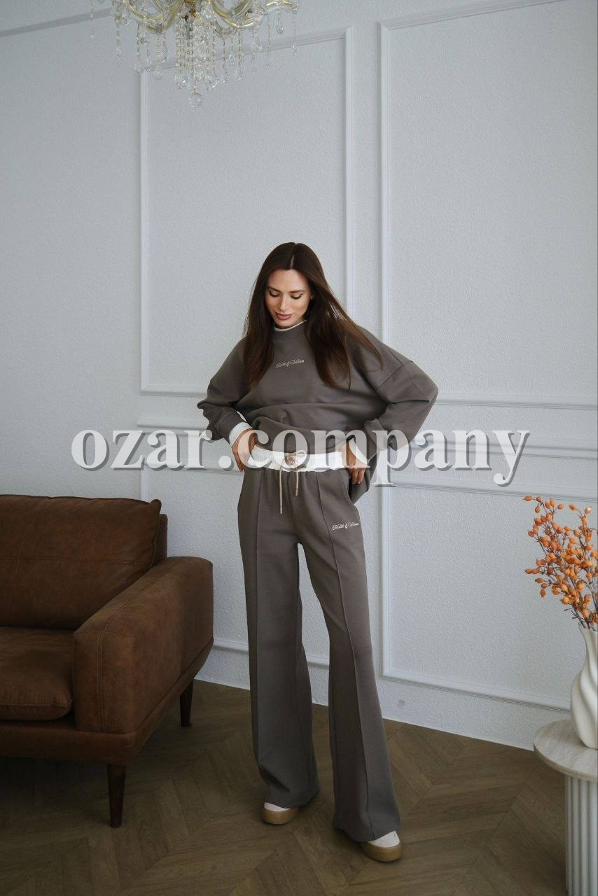 Женский Костюм Trikotto