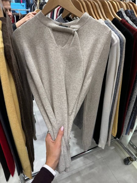 Женский Свитер Trikotto