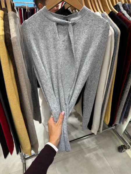 Женский Свитер Trikotto