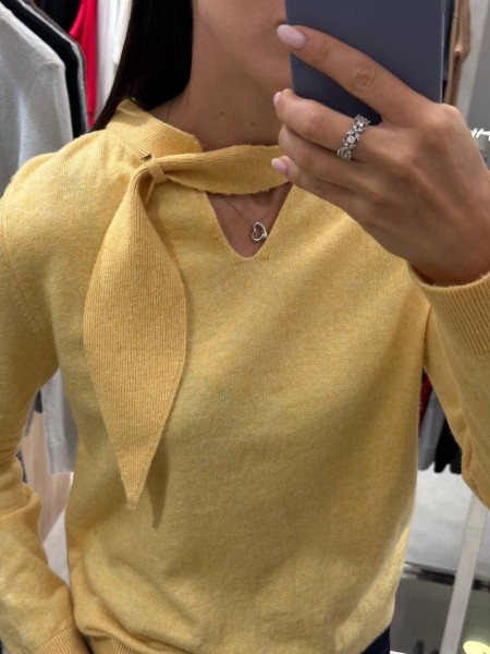 Женский Свитер Trikotto