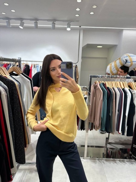 Женский Свитер Trikotto