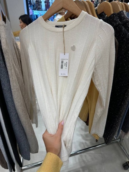 Женский Свитер Trikotto