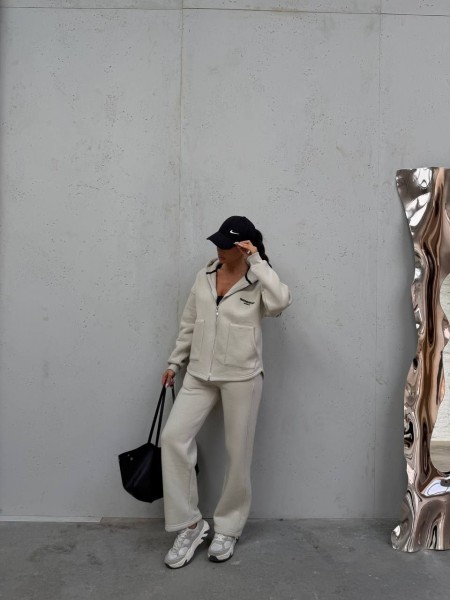 Женский Костюм Sote