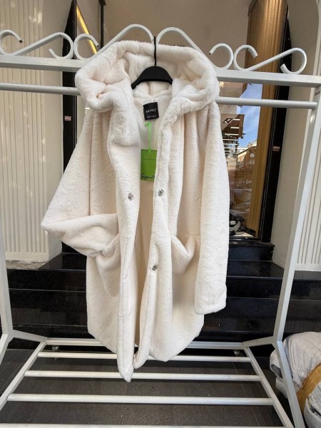 Женское Пальто Signet  Женское Пальто Signet