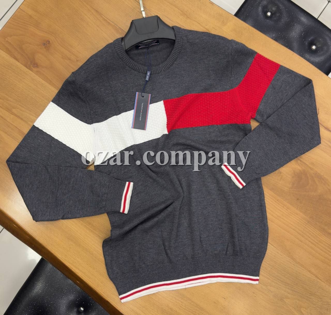 Мужской Свитер Tommy Hilfiger Мужской Свитер Tommy Hilfiger