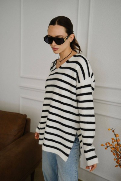 Женский Свитер Trikotto