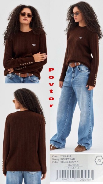 Женский Трикотажный Свитер A.M.N. Женский Трикотажный Свитер A.M.N.