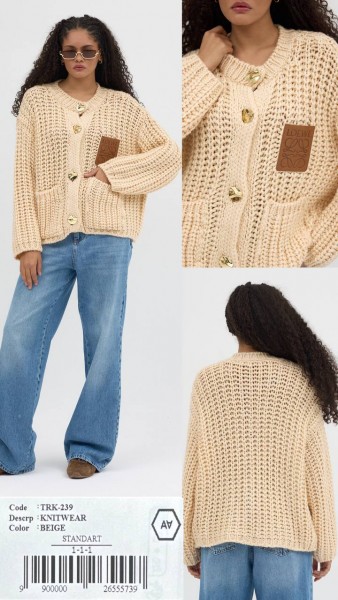 Женская Трикотажная Кофточка A.M.N. Женская Трикотажная Кофточка A.M.N.