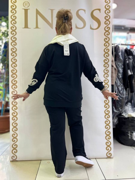 Женский Костюм Iness (Большие размеры) Женский Костюм Iness (Большие размеры)