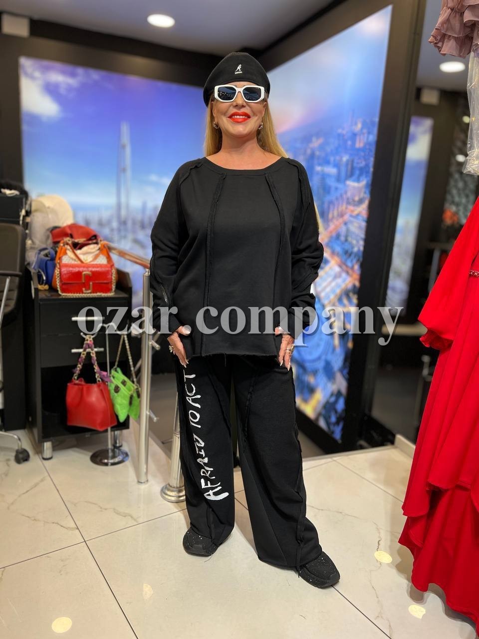 Женский Костюм Iness (Большие размеры) Женский Костюм Iness (Большие размеры)