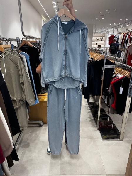 Женский Костюм Trikotto