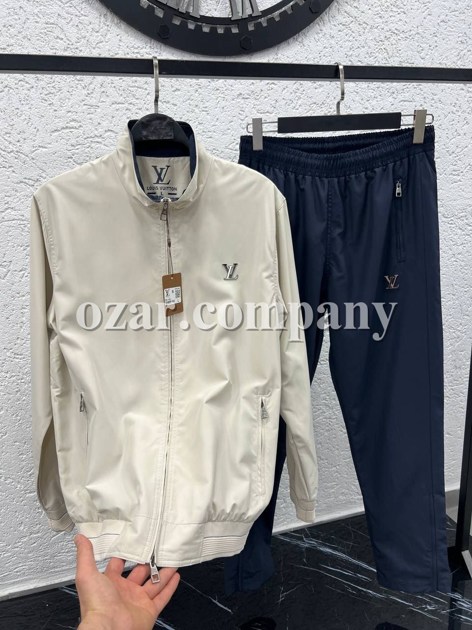 Мужской Спортивный Костюм Louis Vuitton Мужской Спортивный Костюм Louis Vuitton