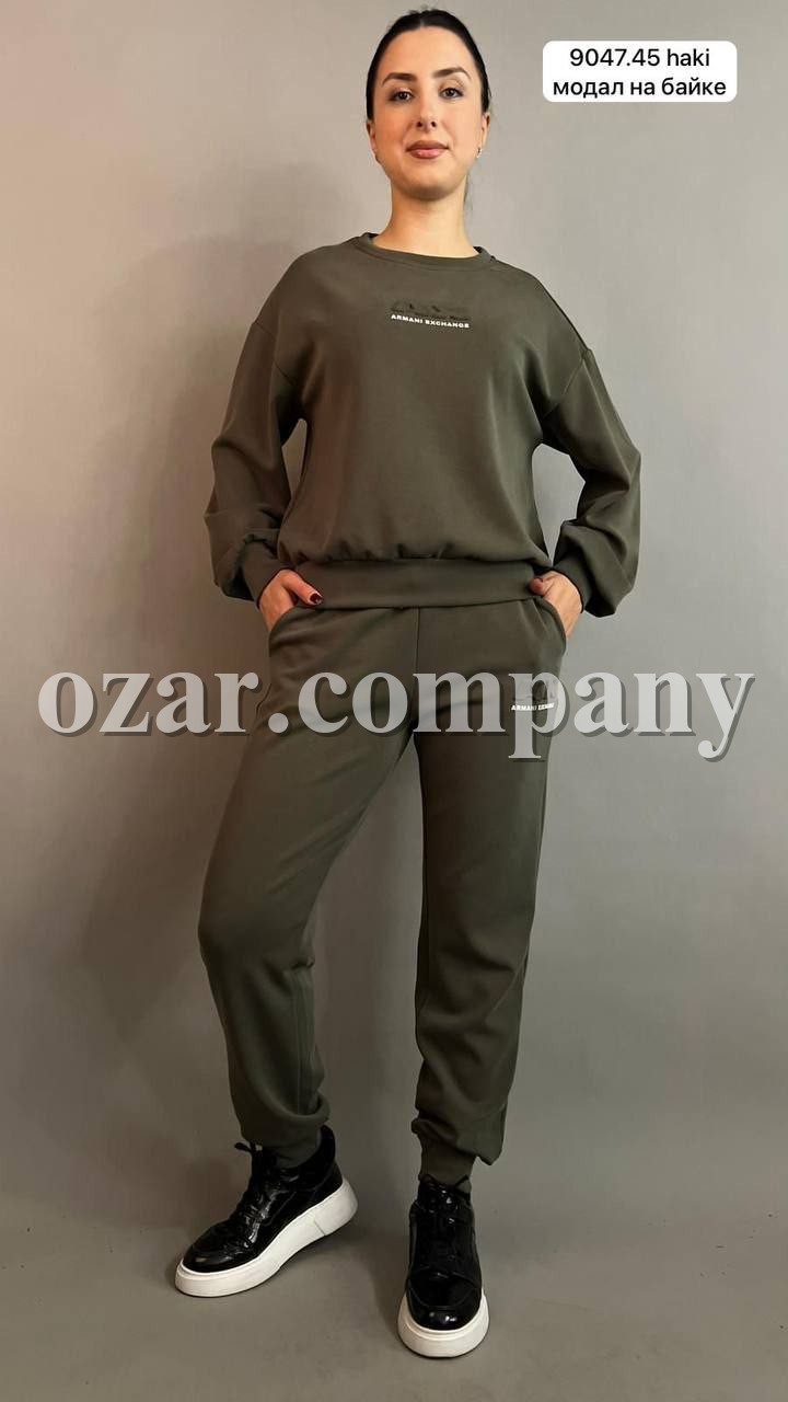 Женский Костюм Armani Женский Костюм Armani