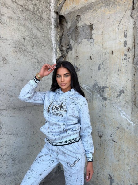 Женский Костюм Signet  Женский Костюм Signet