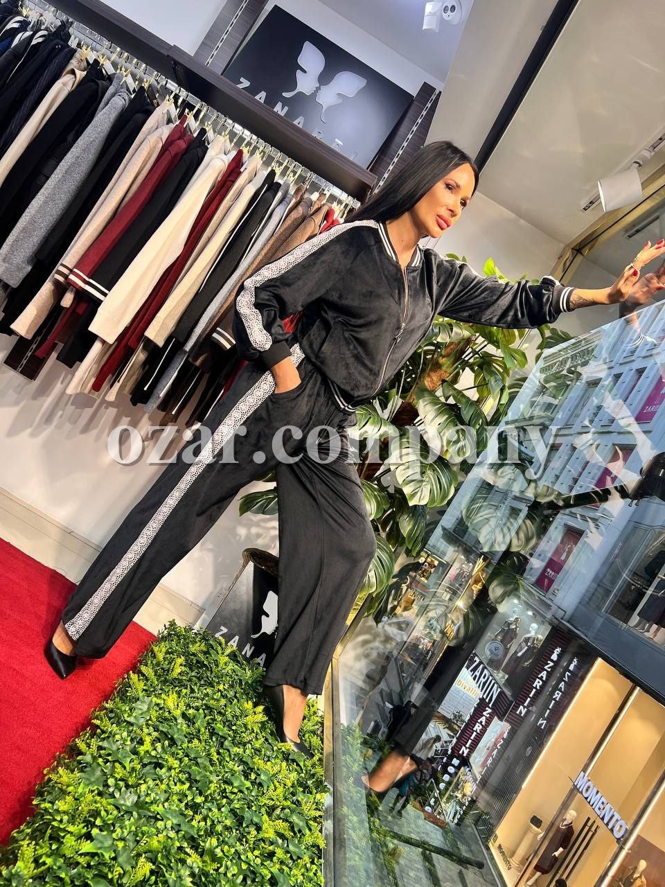 Женский Костюм Zanardi  Женский Костюм Zanardi