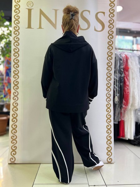 Женский Костюм Iness (Большие размеры) Женский Костюм Iness (Большие размеры)