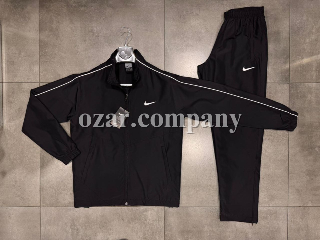 Мужской Спортивный Костюм Nike Мужской Спортивный Костюм Nike