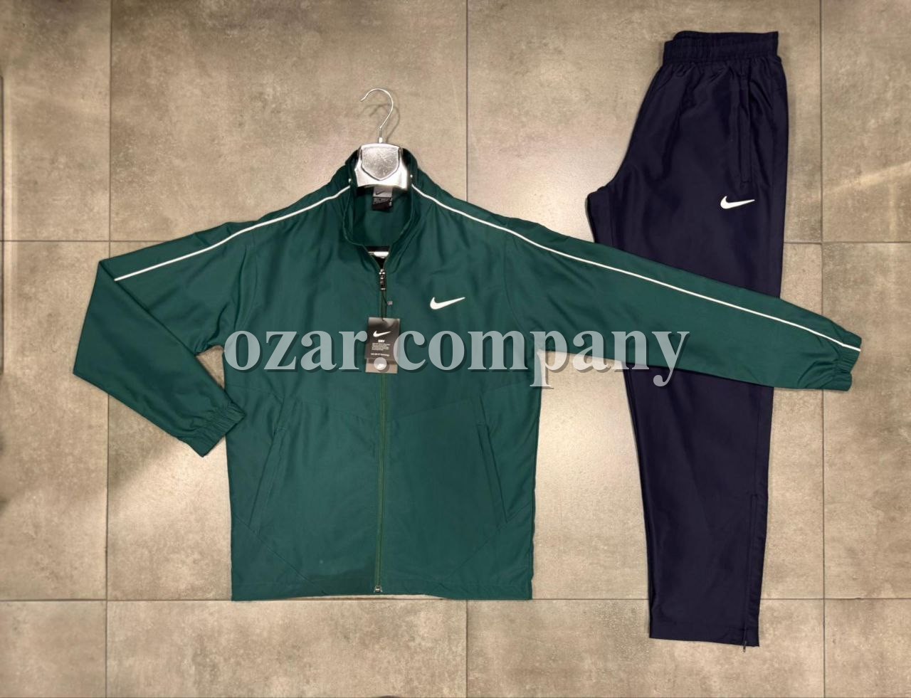 Мужской Спортивный Костюм Nike Мужской Спортивный Костюм Nike