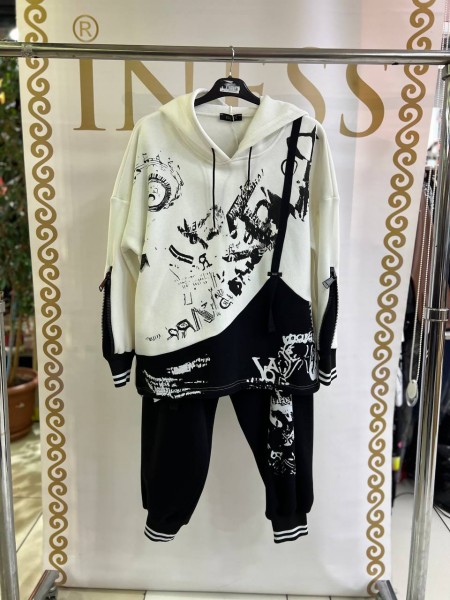 Женский Костюм Iness (Большие размеры) Женский Костюм Iness (Большие размеры)