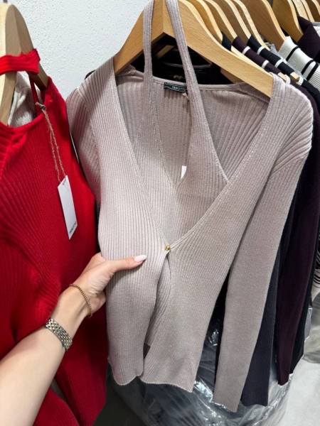 Женский Кардиган Trikotto Женский Кардиган Trikotto