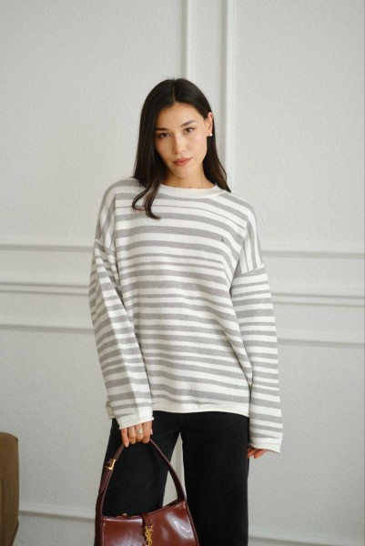 Женский Свитер Trikotto