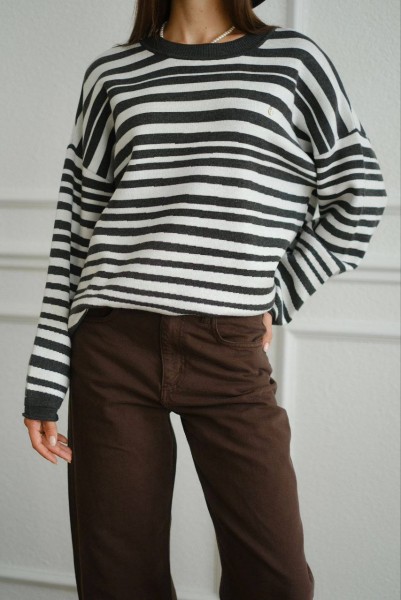 Женский Свитер Trikotto Женский Свитер Trikotto