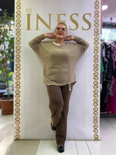 Женский Костюм Iness (Большие размеры) Женский Костюм Iness (Большие размеры)