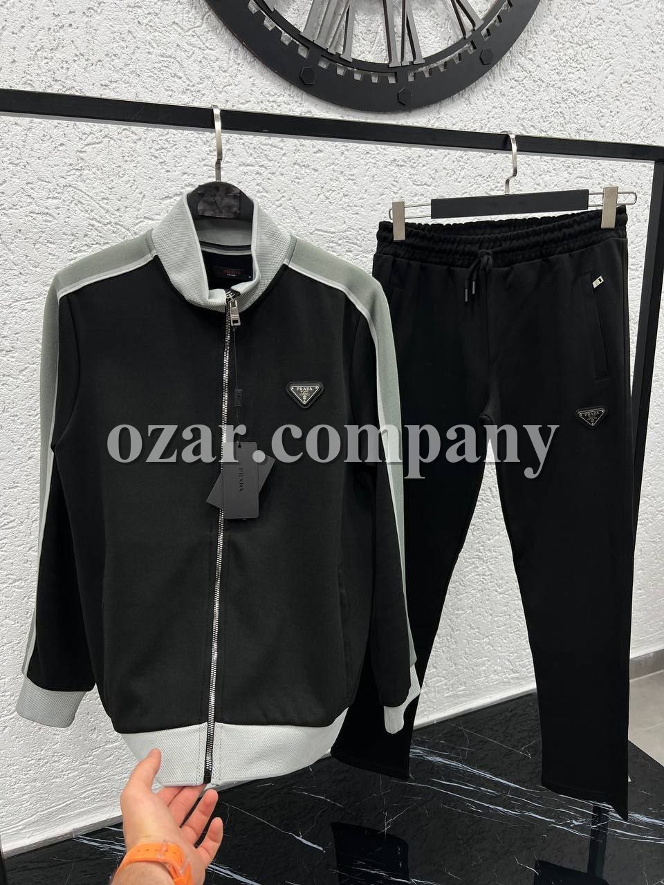 Мужской Спортивный Костюм Prada Мужской Спортивный Костюм Prada