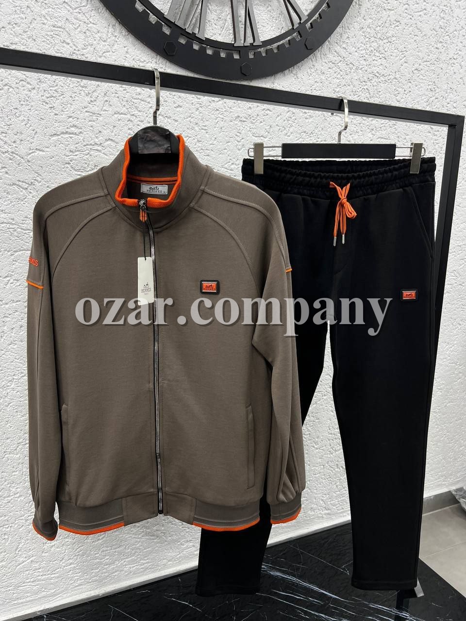 Мужской Спортивный Костюм Hermes Мужской Спортивный Костюм Hermes
