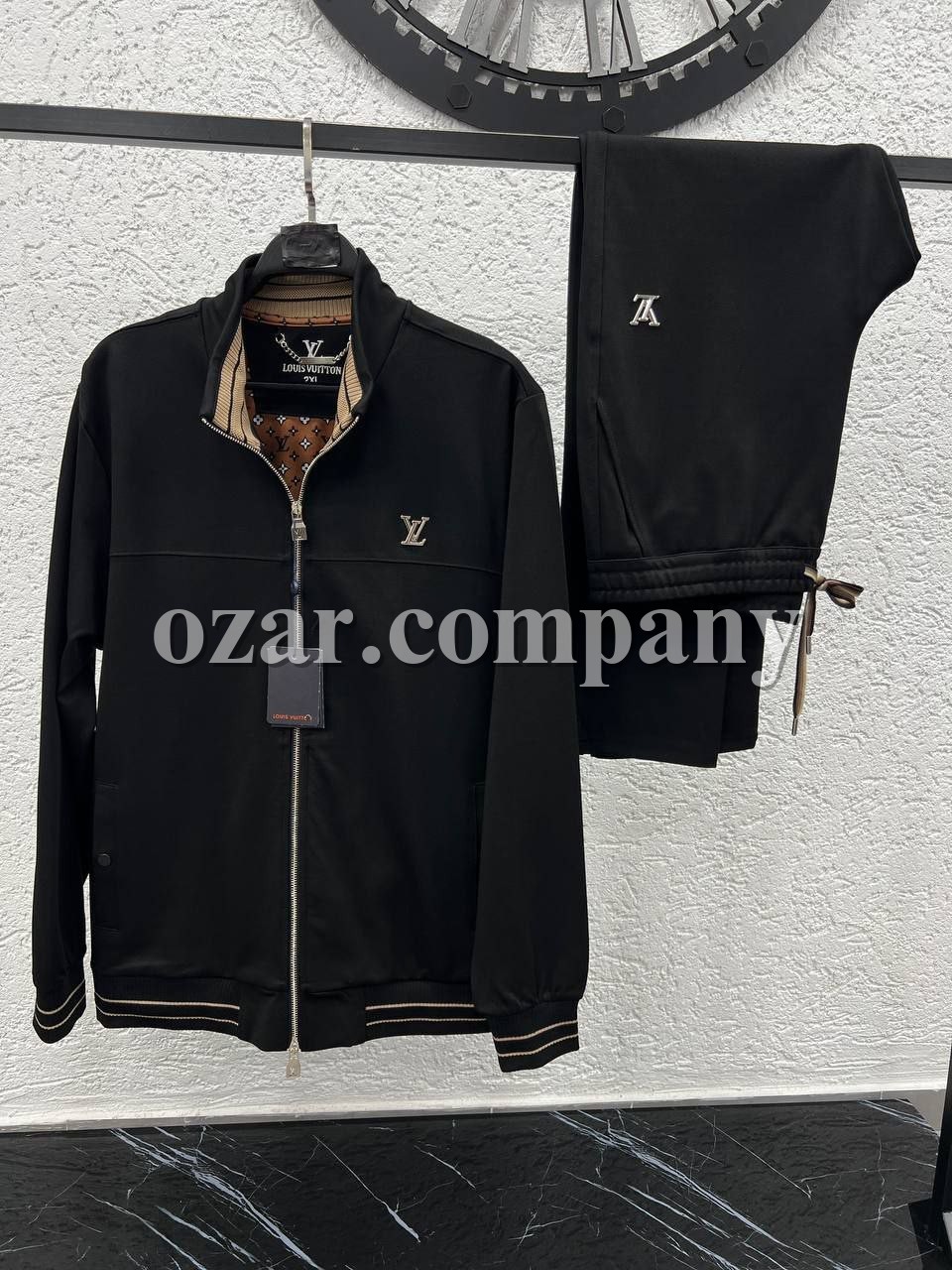 Мужской Спортивный Костюм Louis Vuitton (Большие размеры)