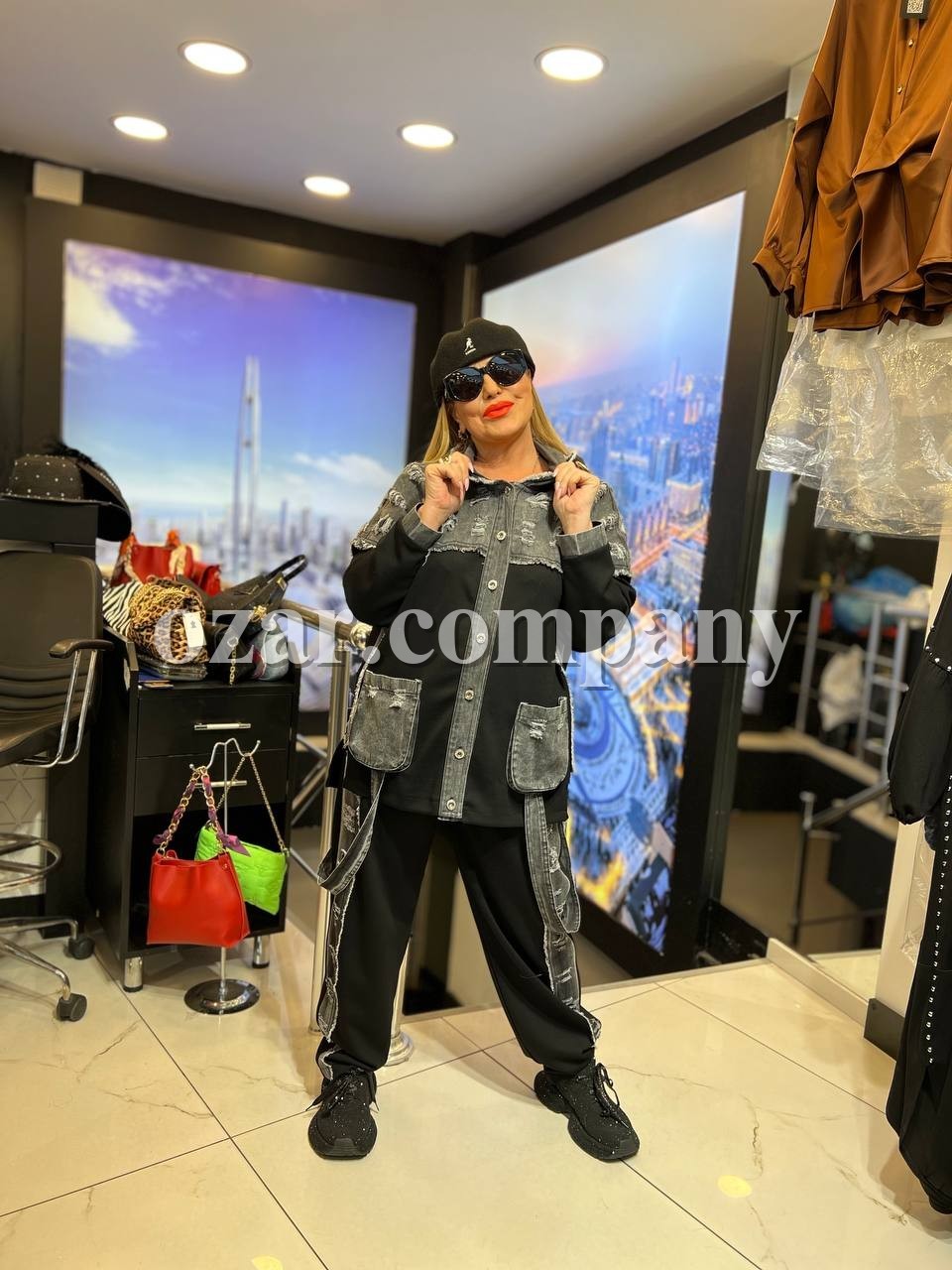 Женский Джинсовый Костюм Iness (Большие размеры)