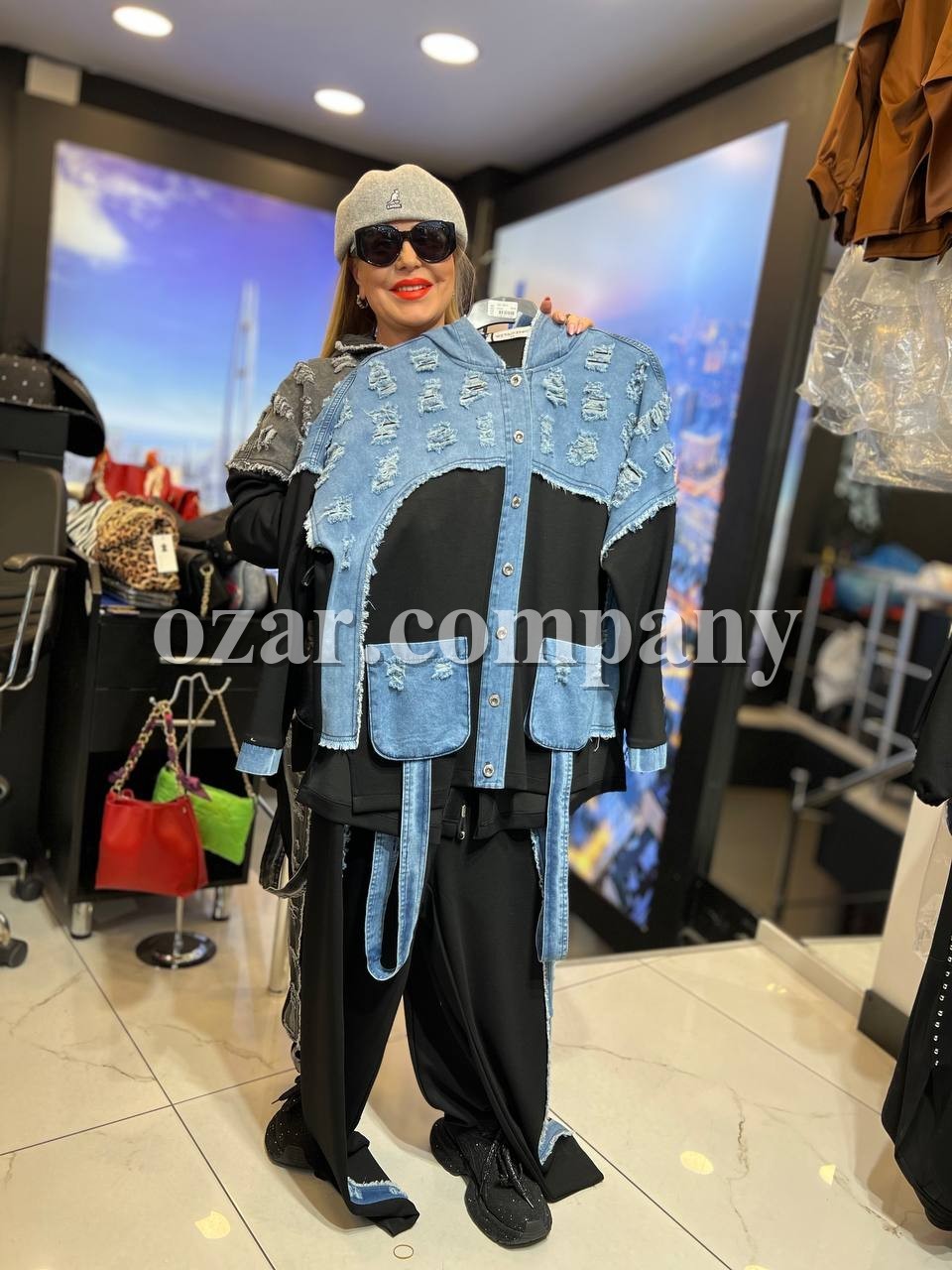 Женский Джинсовый Костюм Iness (Большие размеры)