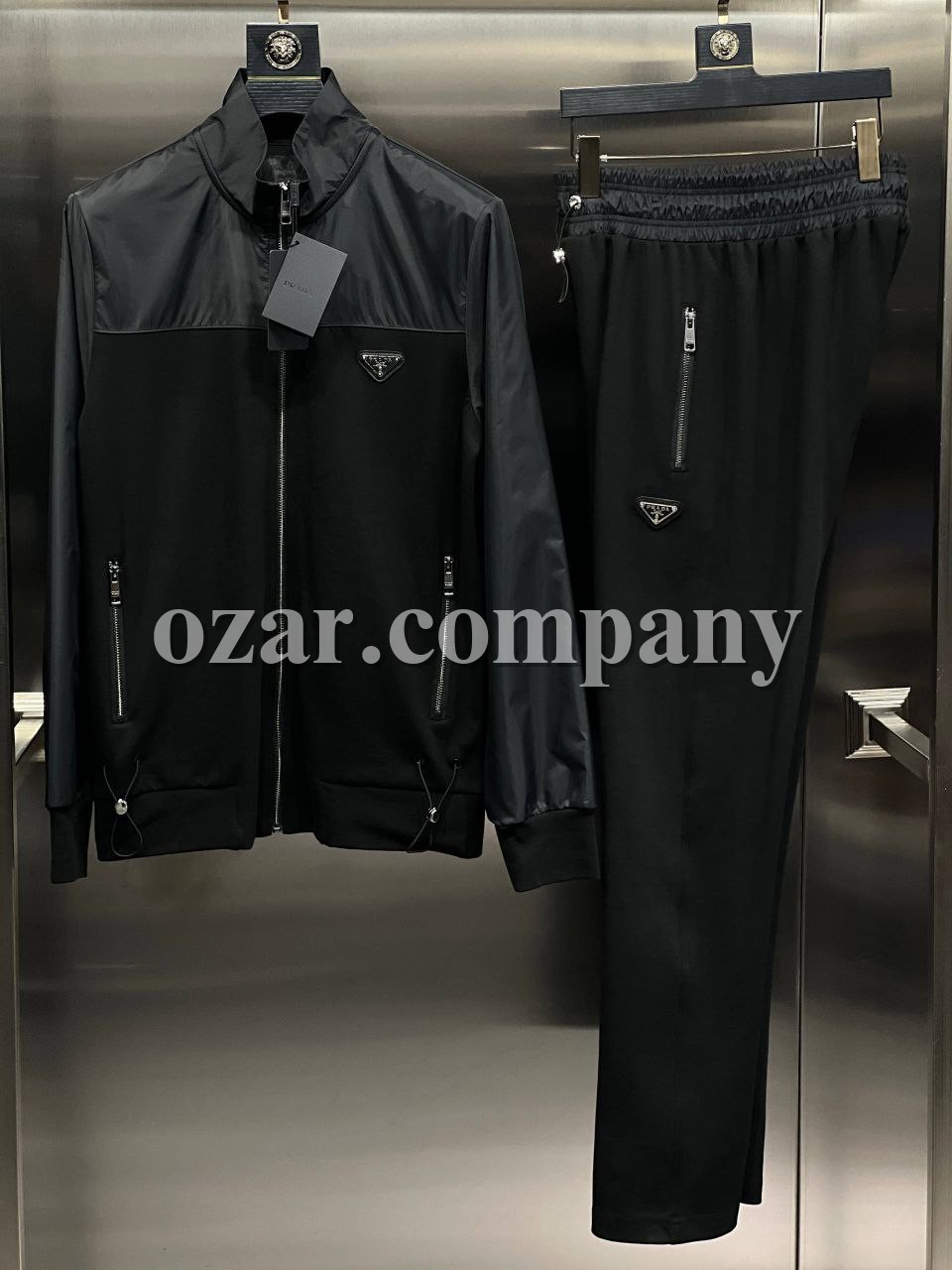 Мужской Спортивный Костюм Prada Мужской Спортивный Костюм Prada