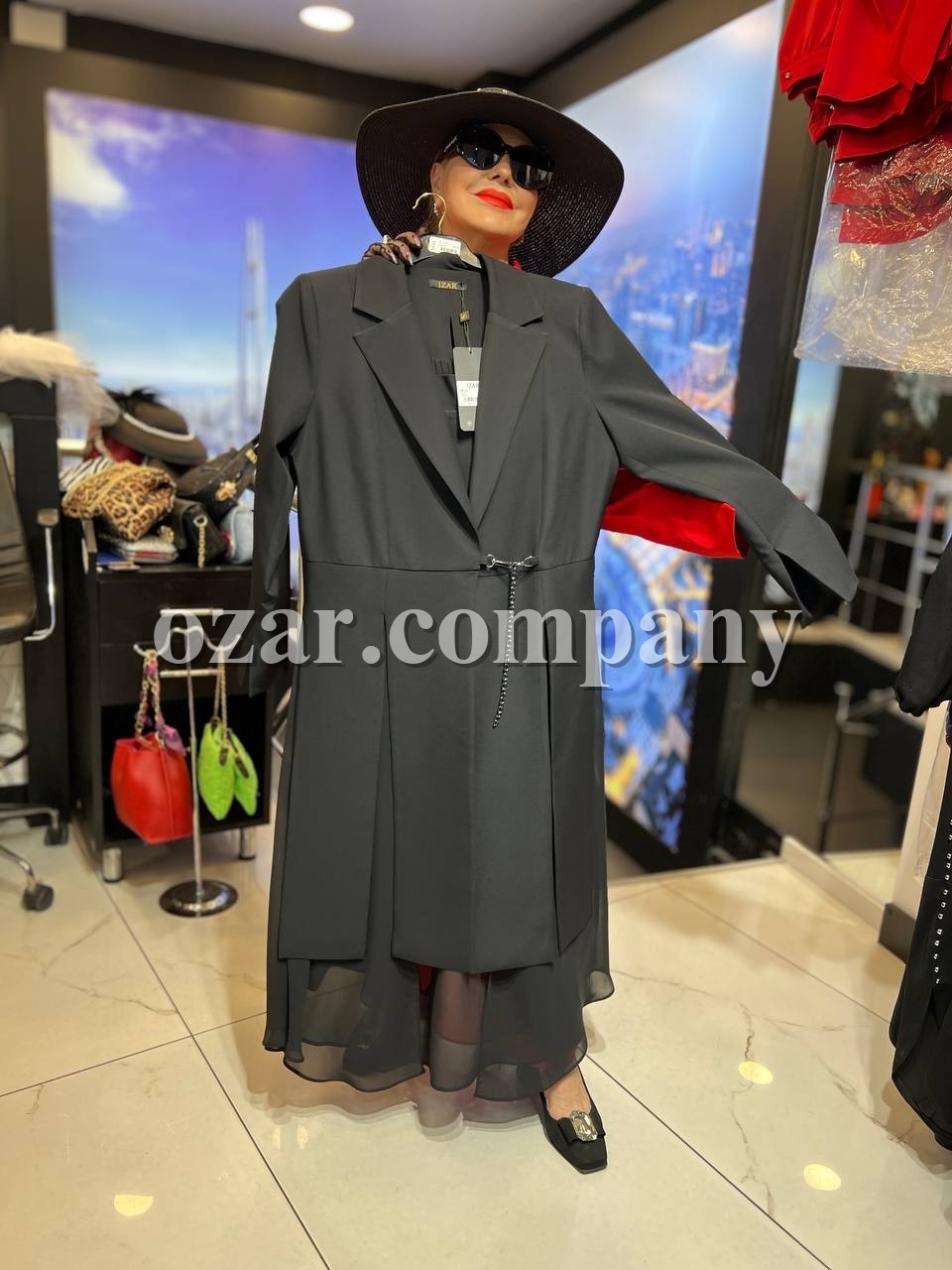 Женский Костюм Iness (Большие размеры)