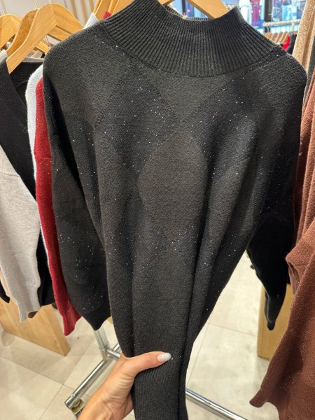 Женский Свитер Trikotto