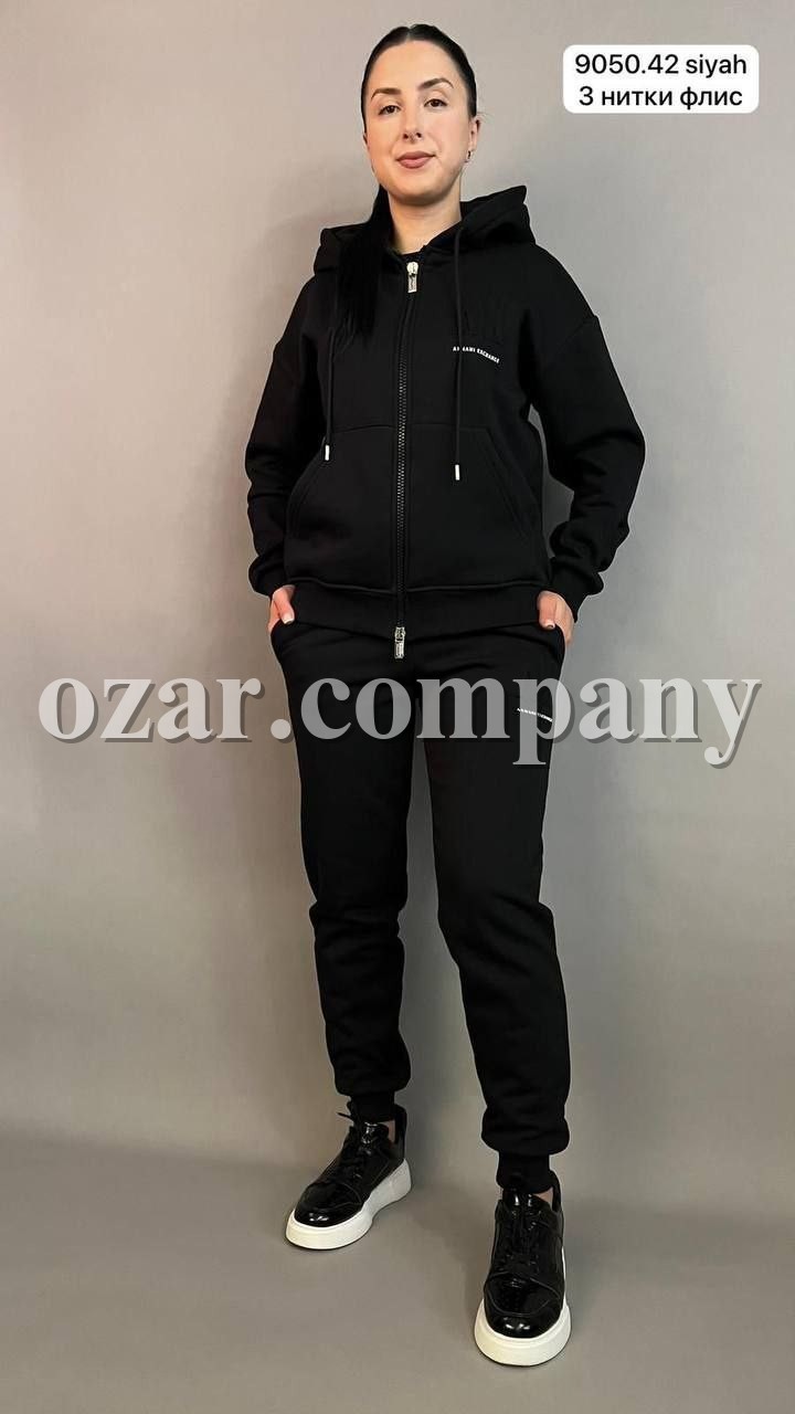 Женский Костюм Armani Exchange
