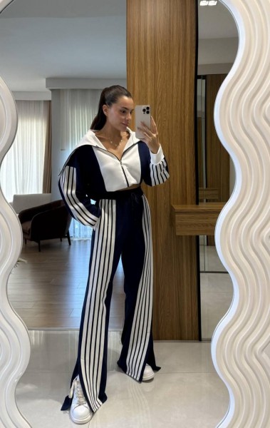 Женский Костюм Sote