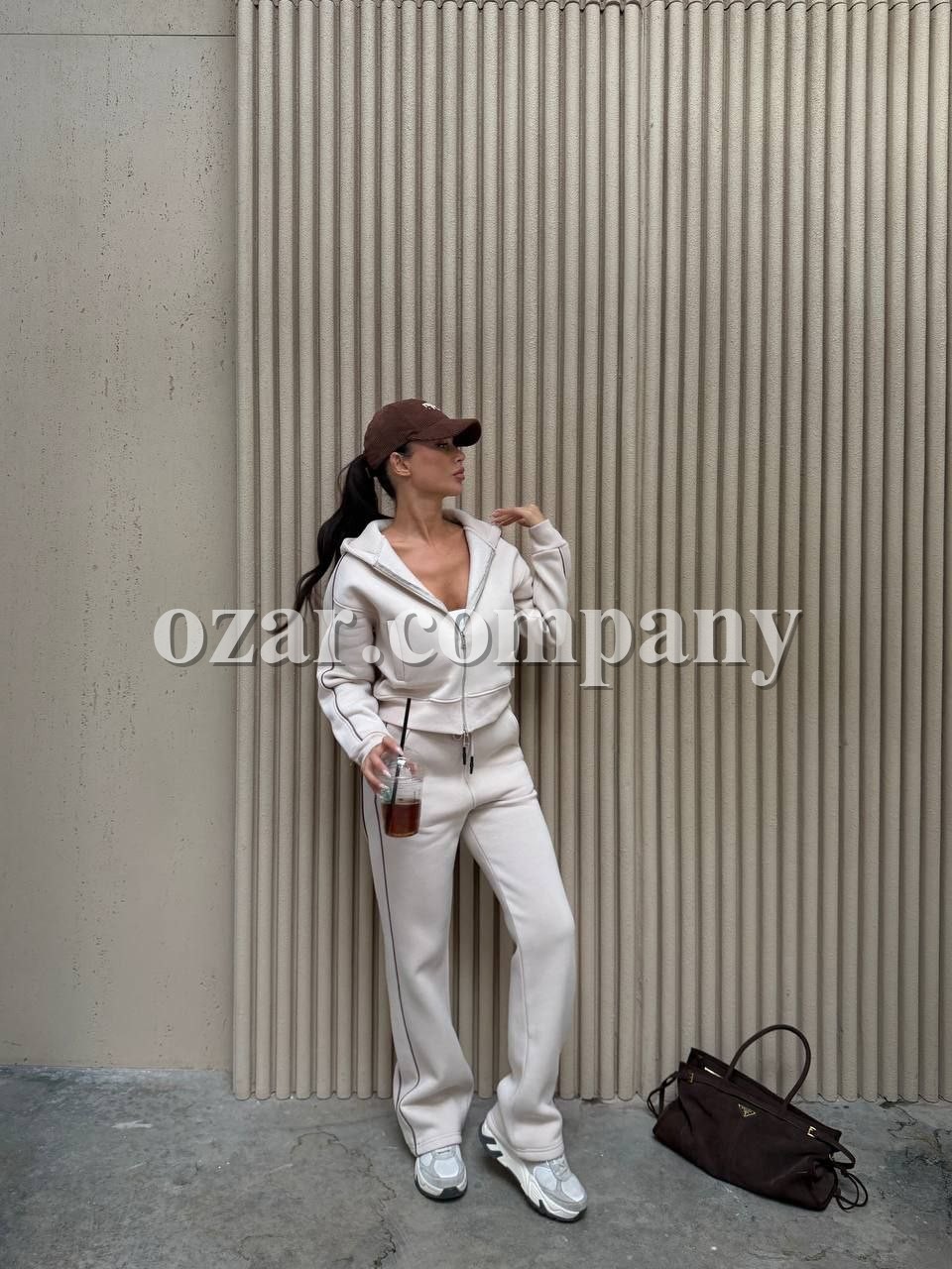 Женский Костюм Sote