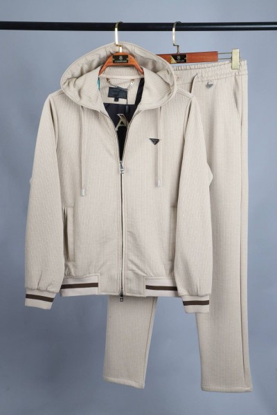 Мужской Спортивный Костюм Prada Мужской Спортивный Костюм Prada