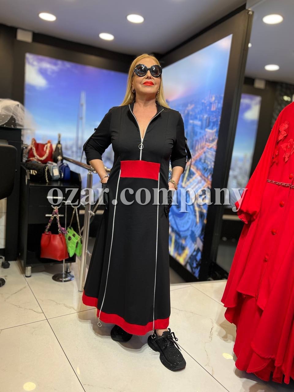 Женское Платье Iness (Большие размеры) Женское Платье Iness (Большие размеры)