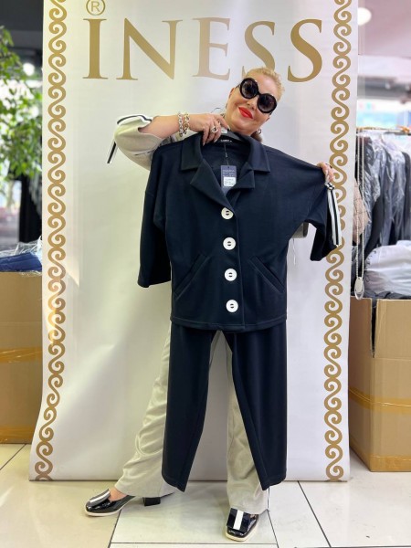 Женский Костюм Iness (Большие размеры) Женский Костюм Iness (Большие размеры)