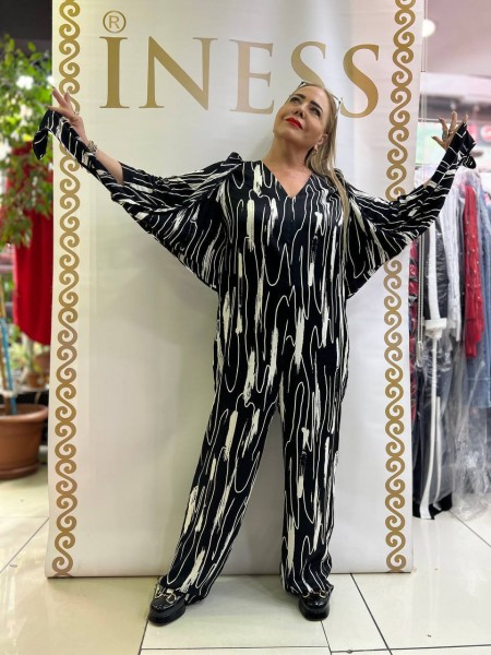 Женский Комбинезон Iness (Большие размеры) Женский Комбинезон Iness (Большие размеры)