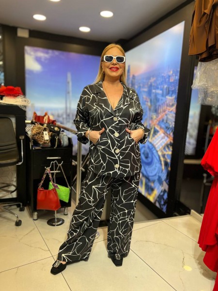 Женский Костюм Iness (Большие размеры) Женский Костюм Iness (Большие размеры)