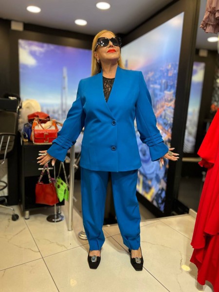 Женский Костюм Iness (Большие размеры) Женский Костюм Iness (Большие размеры)