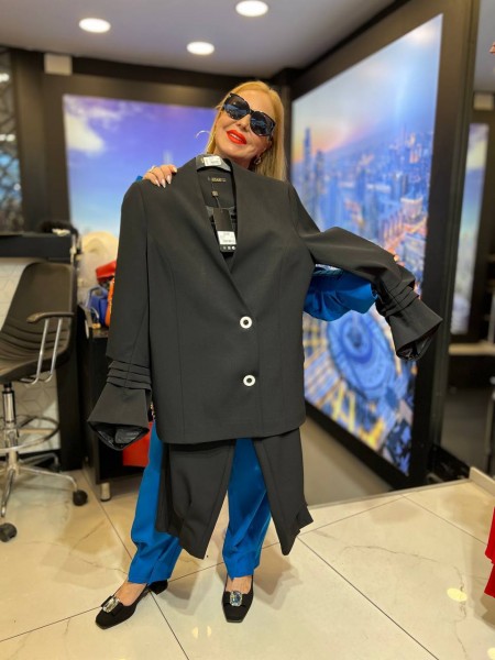 Женский Костюм Iness (Большие размеры) Женский Костюм Iness (Большие размеры)