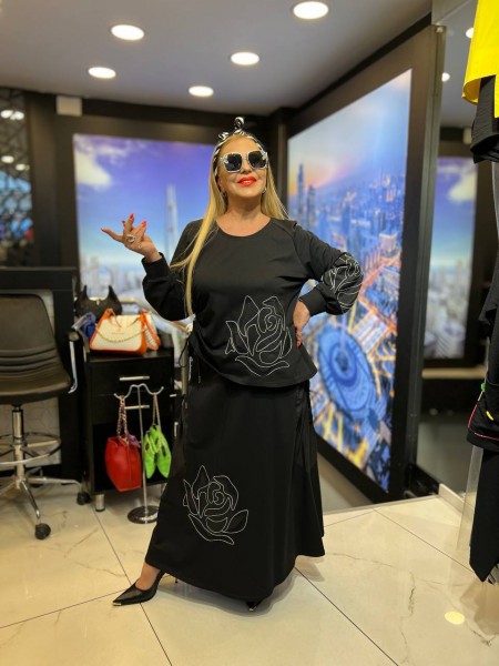 Женский Костюм Iness (Большие размеры) Женский Костюм Iness (Большие размеры)