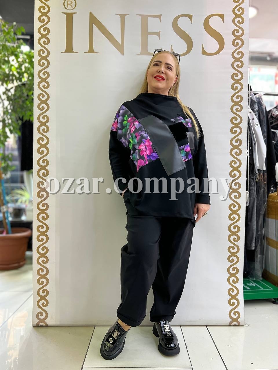Женский Костюм Iness (Большие размеры) Женский Костюм Iness (Большие размеры)