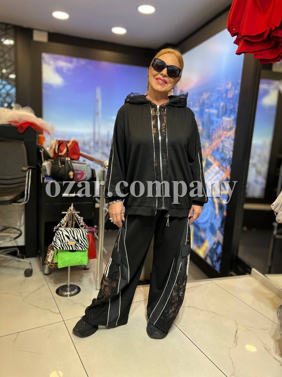 Женский Костюм Iness (Большие размеры) Женский Костюм Iness (Большие размеры)